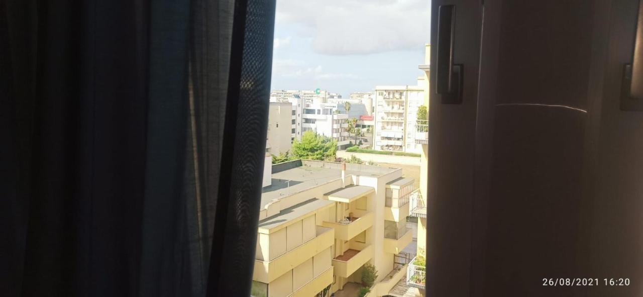 Appartamenti In Centro レッチェ エクステリア 写真